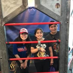 Meet your Posher, Lisa